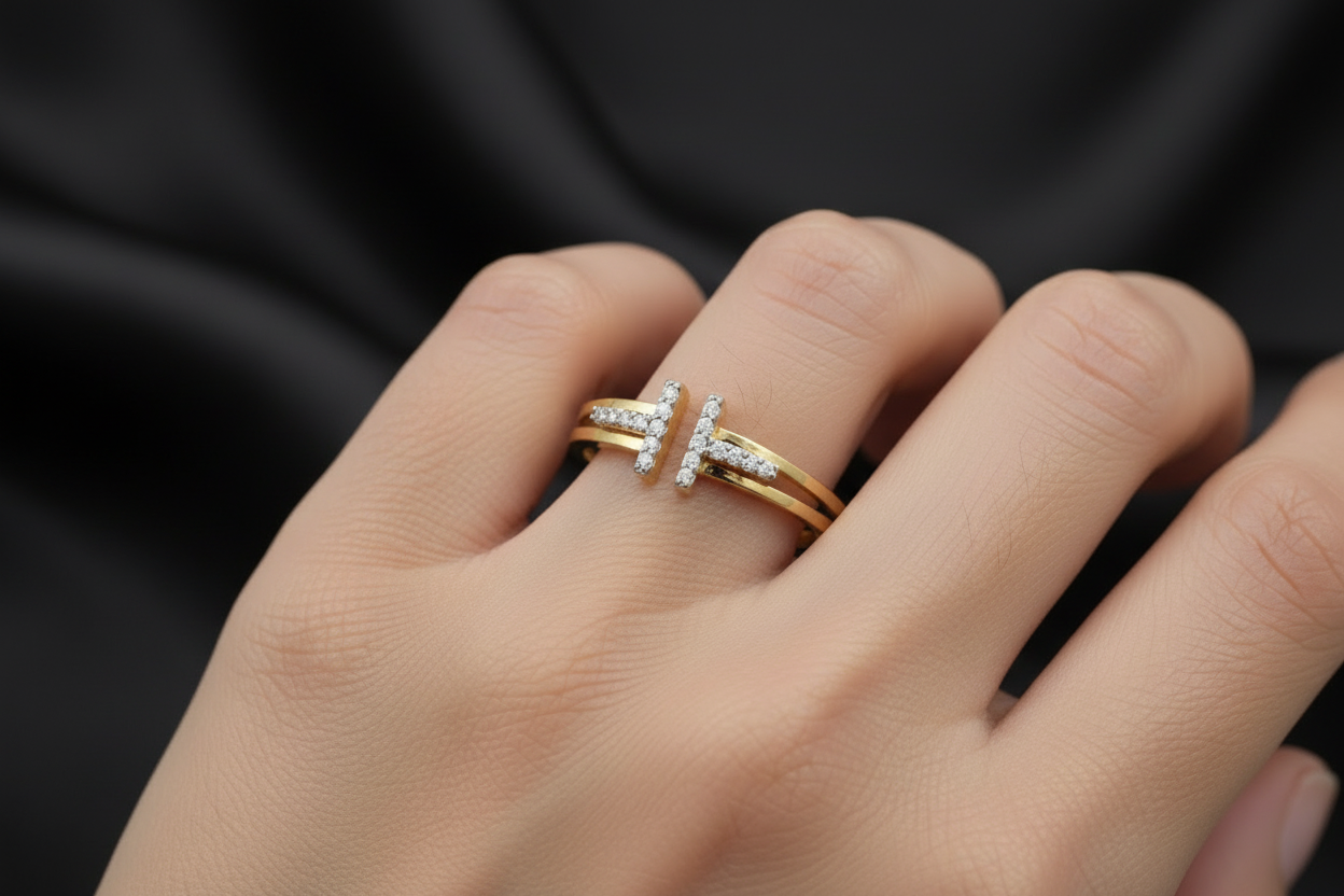 10K Gold T Adjustable Ring Cubic Zirconia