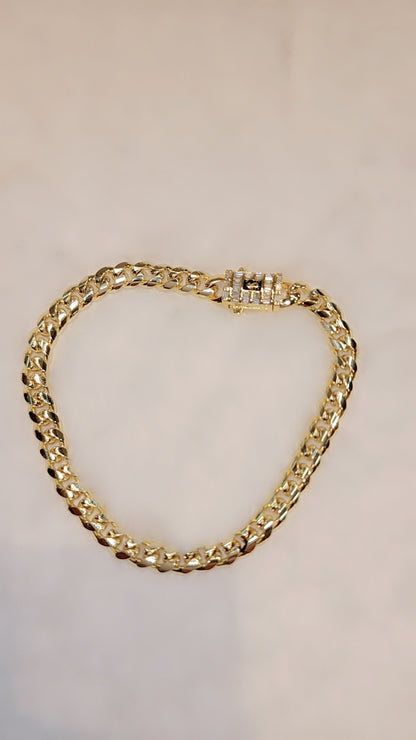 Stainless steel cuban link bracelet