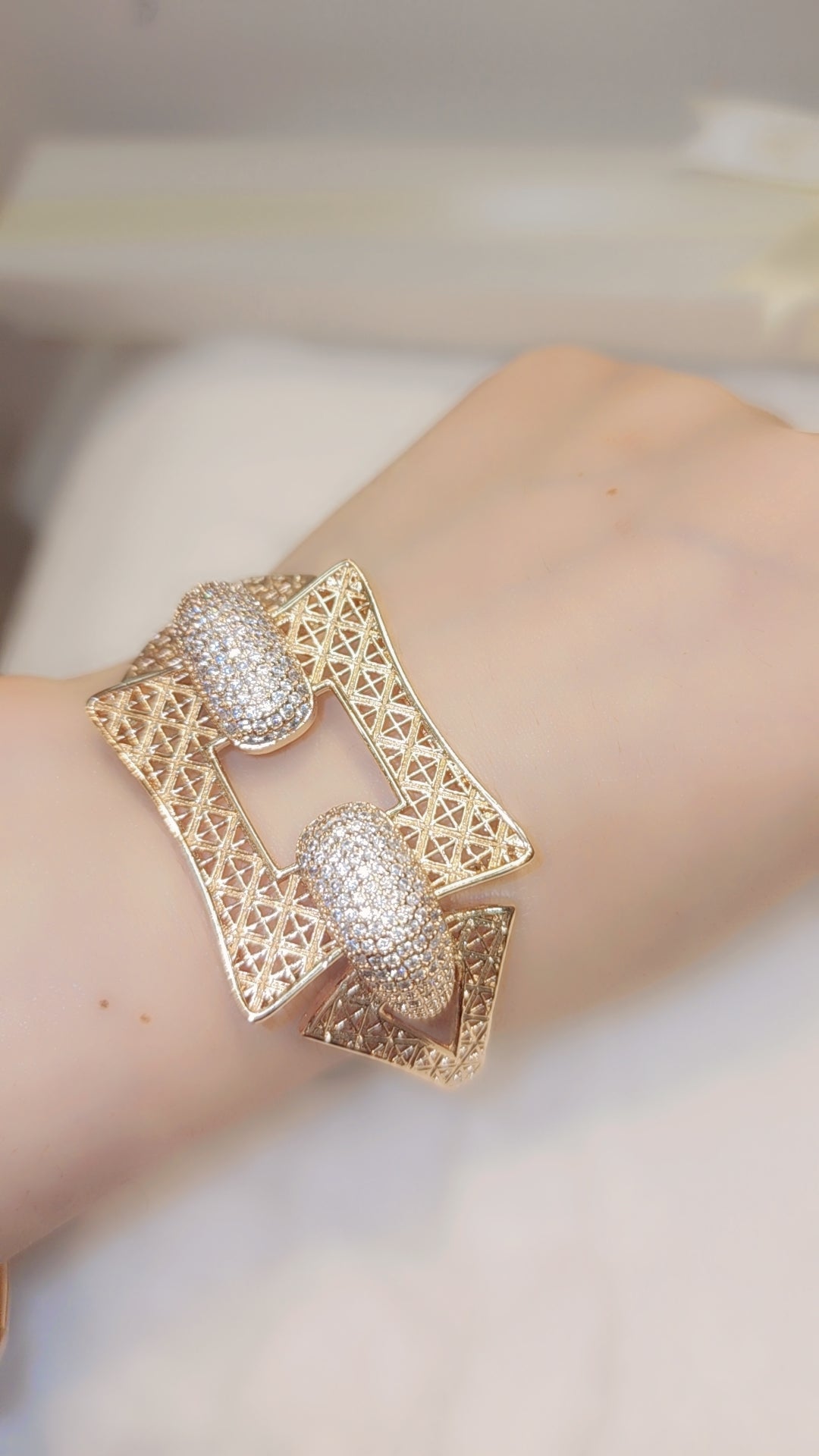 Gold plated bangle