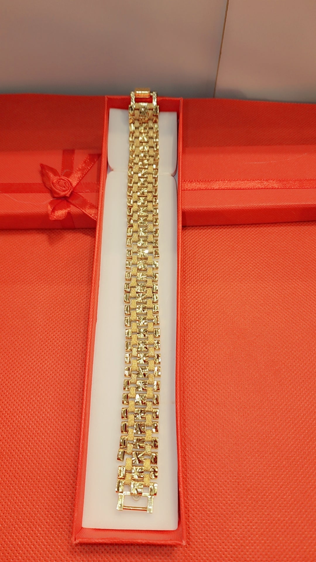 Gold plated bracelet