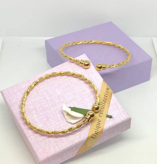 Adjustable gold plated bangle - 7Jewelry