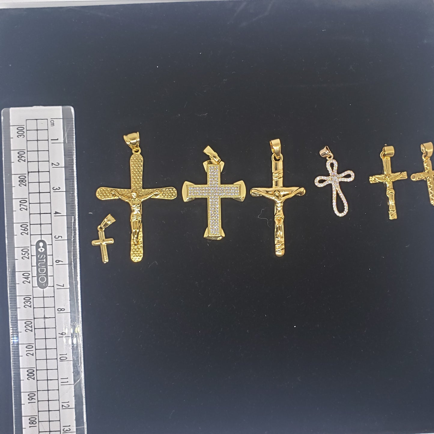 18-K GP Holy Cross & Crucifix