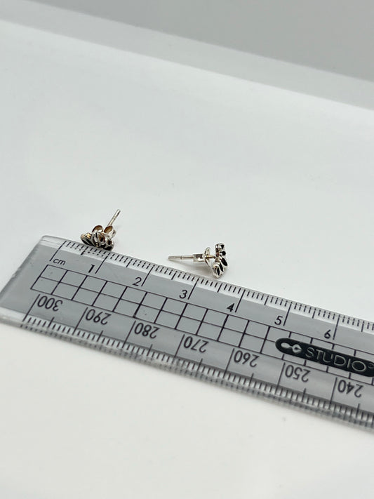 Real silver crown shape earrings