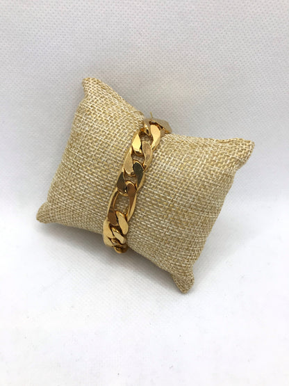 18 k gold plated figaro bracelet; unisex